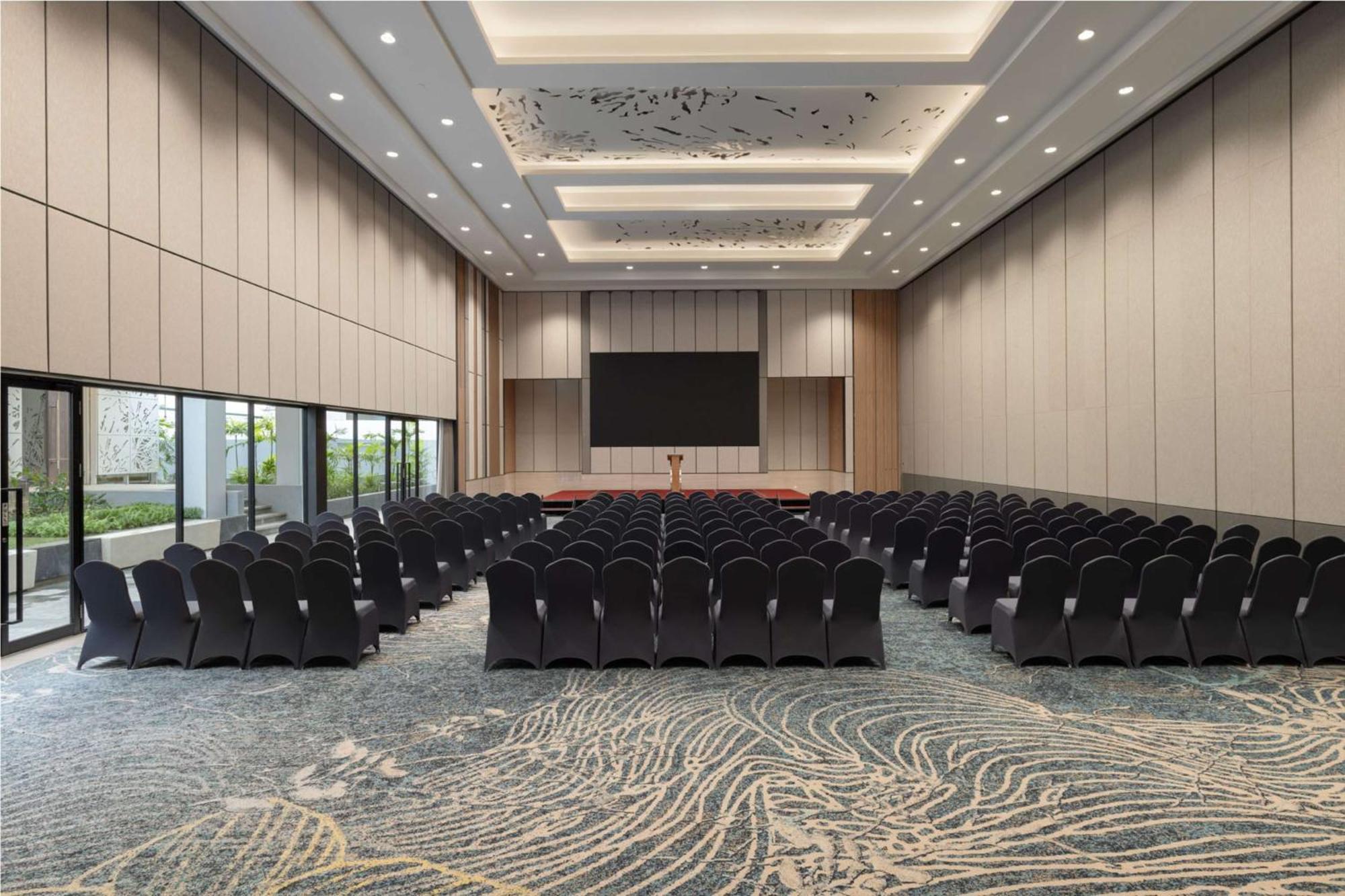 Doubletree By Hilton Jakarta Bintaro Jaya Serpong Exterior photo