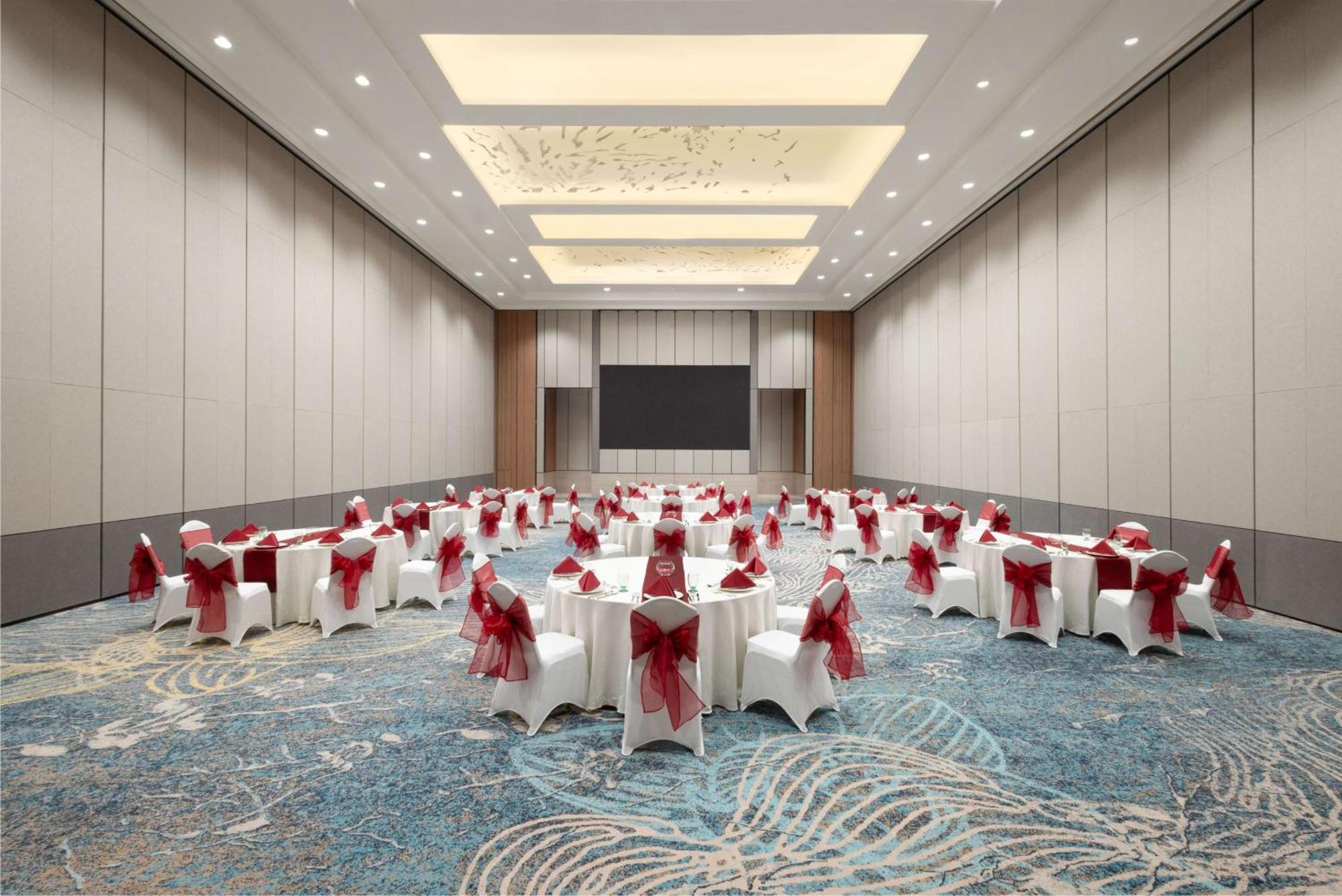 Doubletree By Hilton Jakarta Bintaro Jaya Serpong Exterior photo