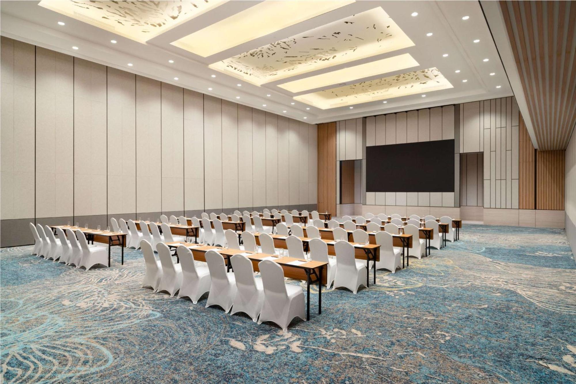 Doubletree By Hilton Jakarta Bintaro Jaya Serpong Exterior photo