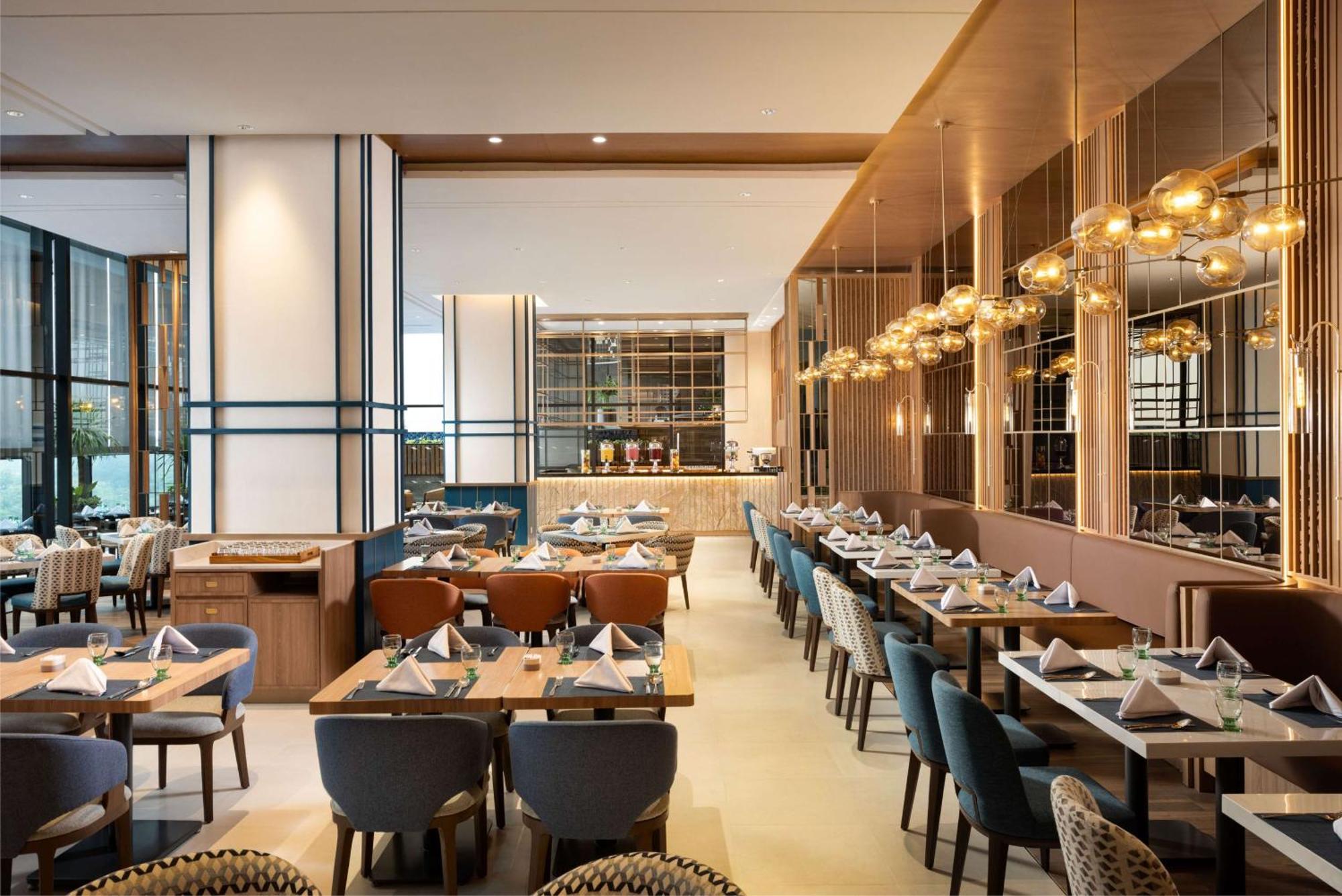 Doubletree By Hilton Jakarta Bintaro Jaya Serpong Exterior photo