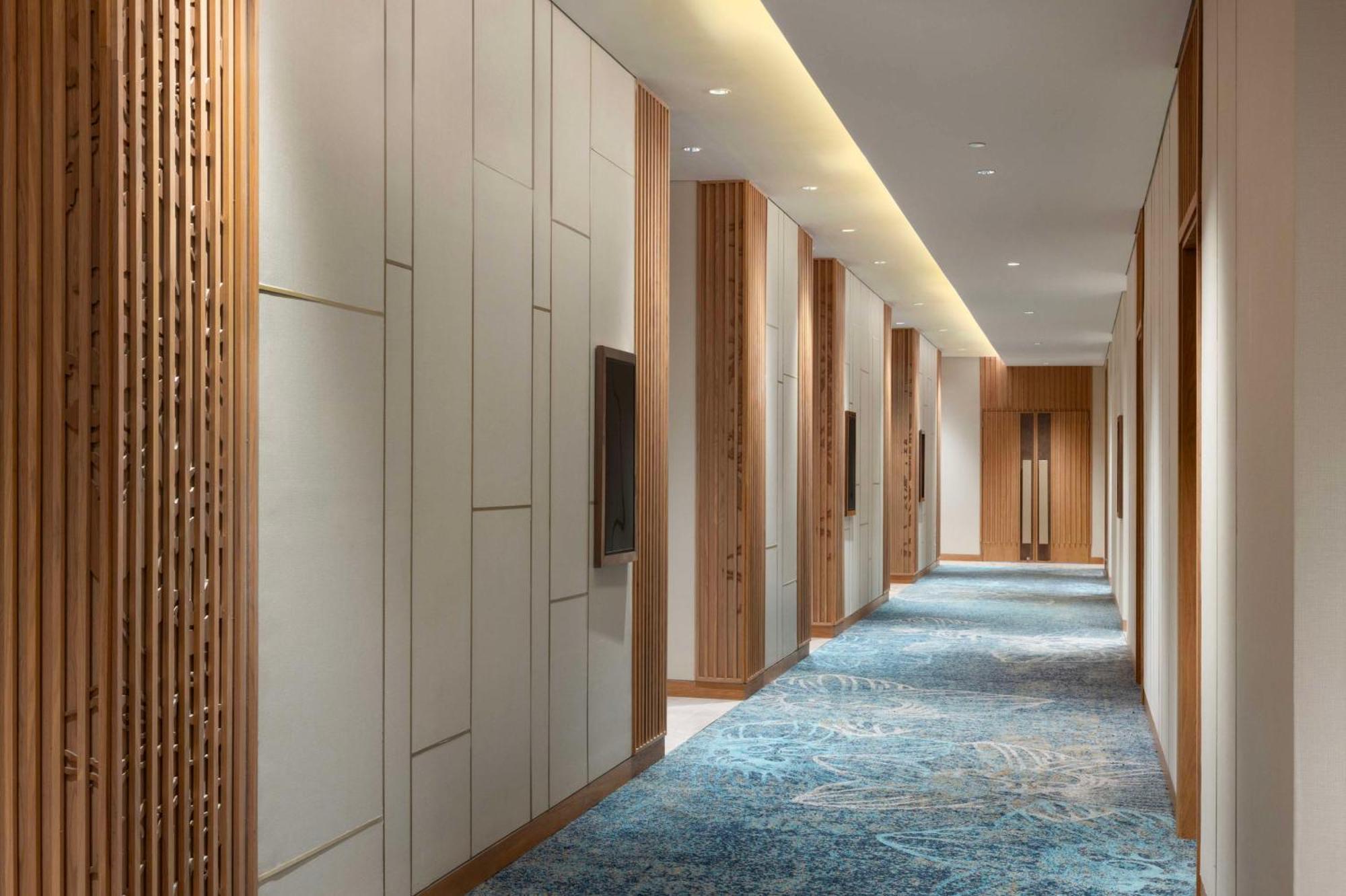 Doubletree By Hilton Jakarta Bintaro Jaya Serpong Exterior photo
