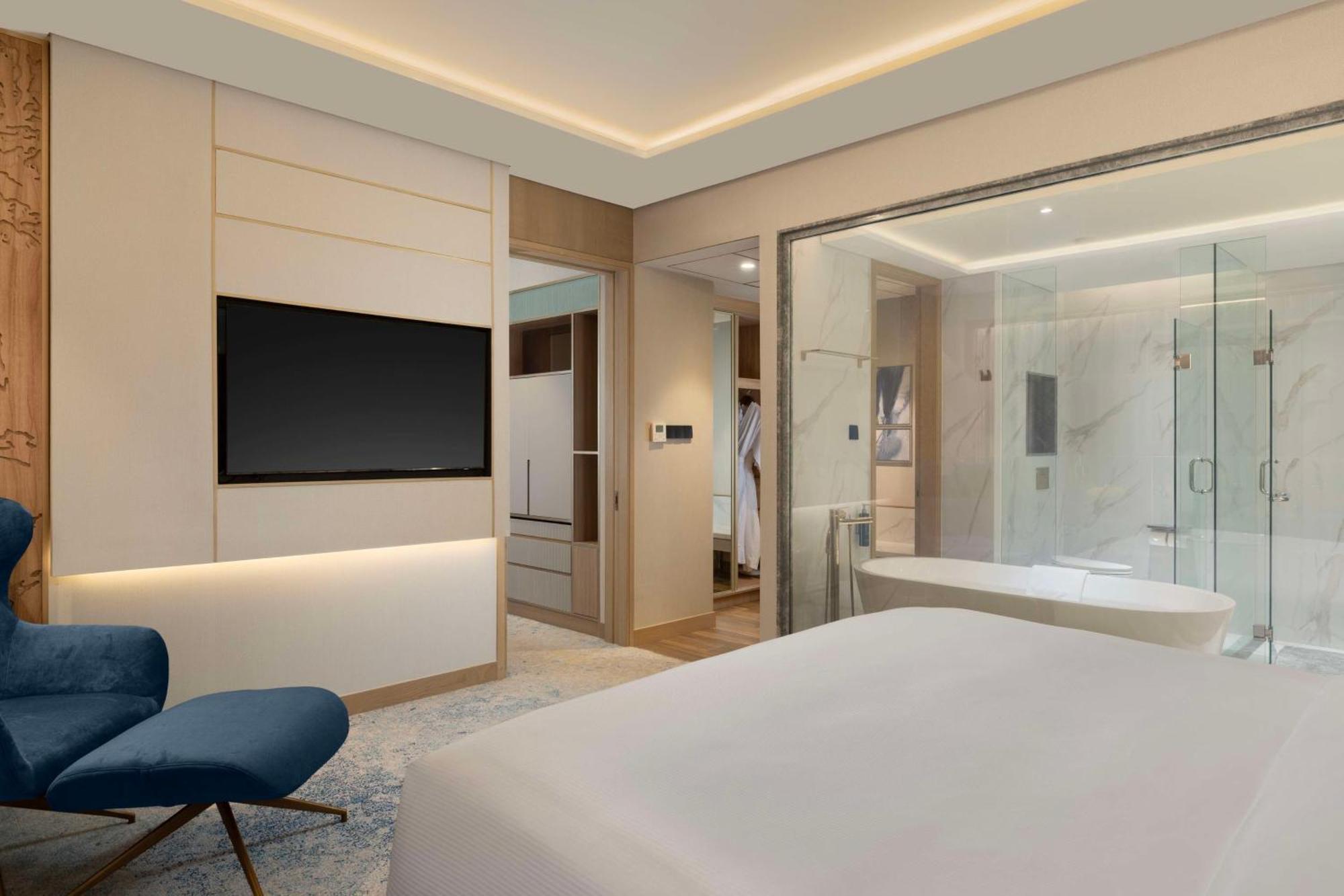 Doubletree By Hilton Jakarta Bintaro Jaya Serpong Exterior photo