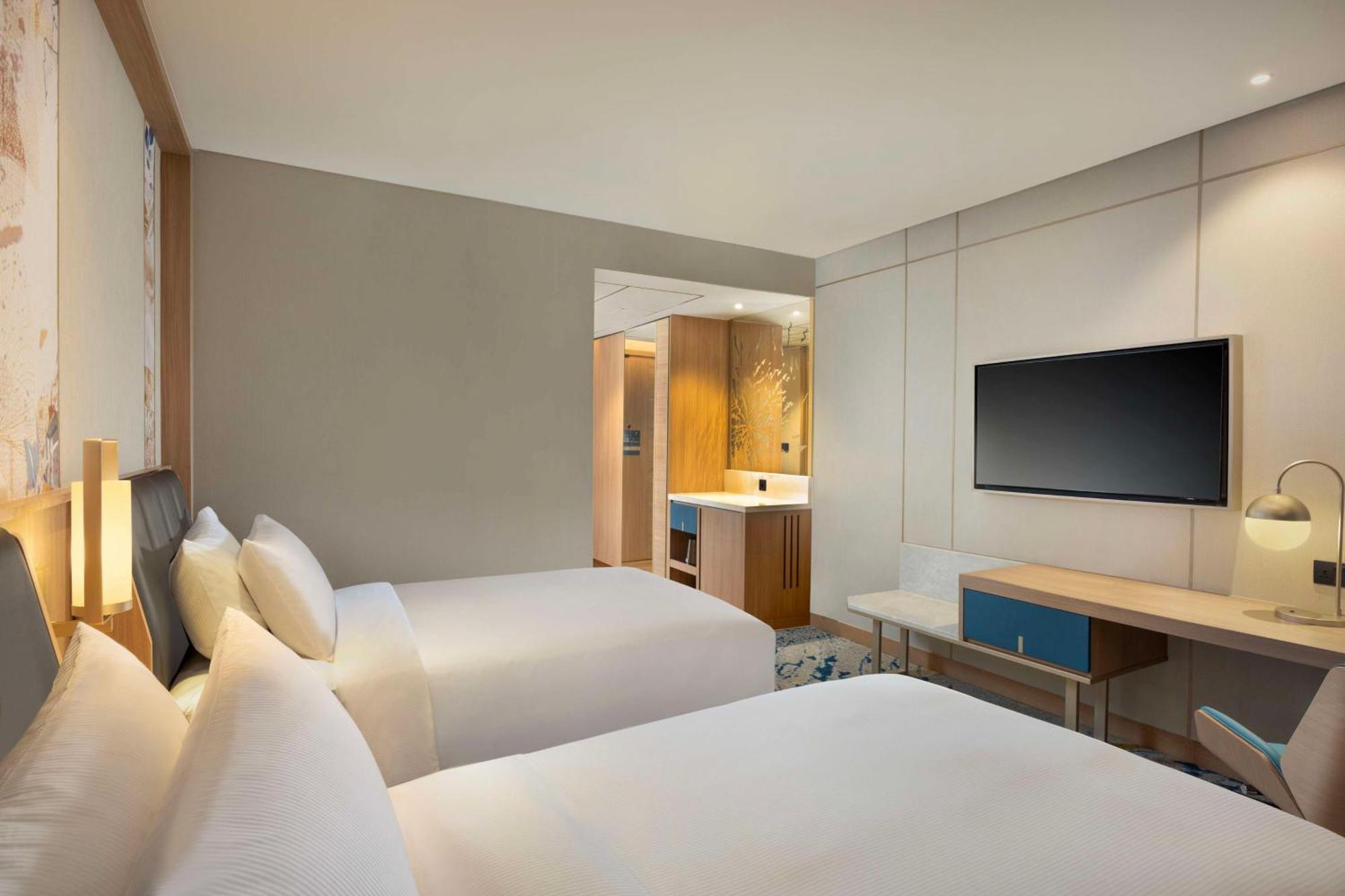 Doubletree By Hilton Jakarta Bintaro Jaya Serpong Exterior photo